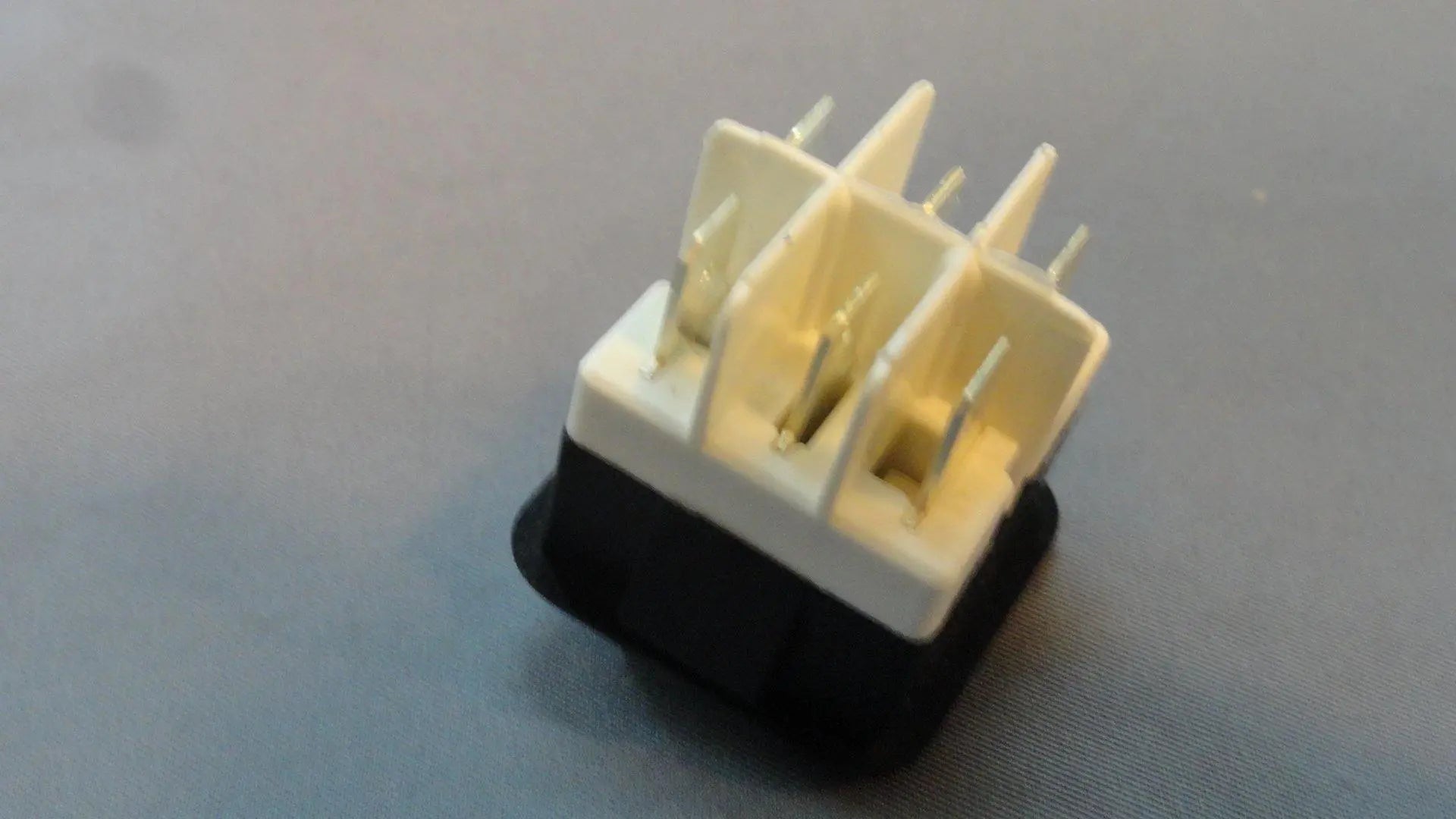 interruttore doppio on-vapore via veneto doppio luminoso verde saeco 25x25mm SAECO