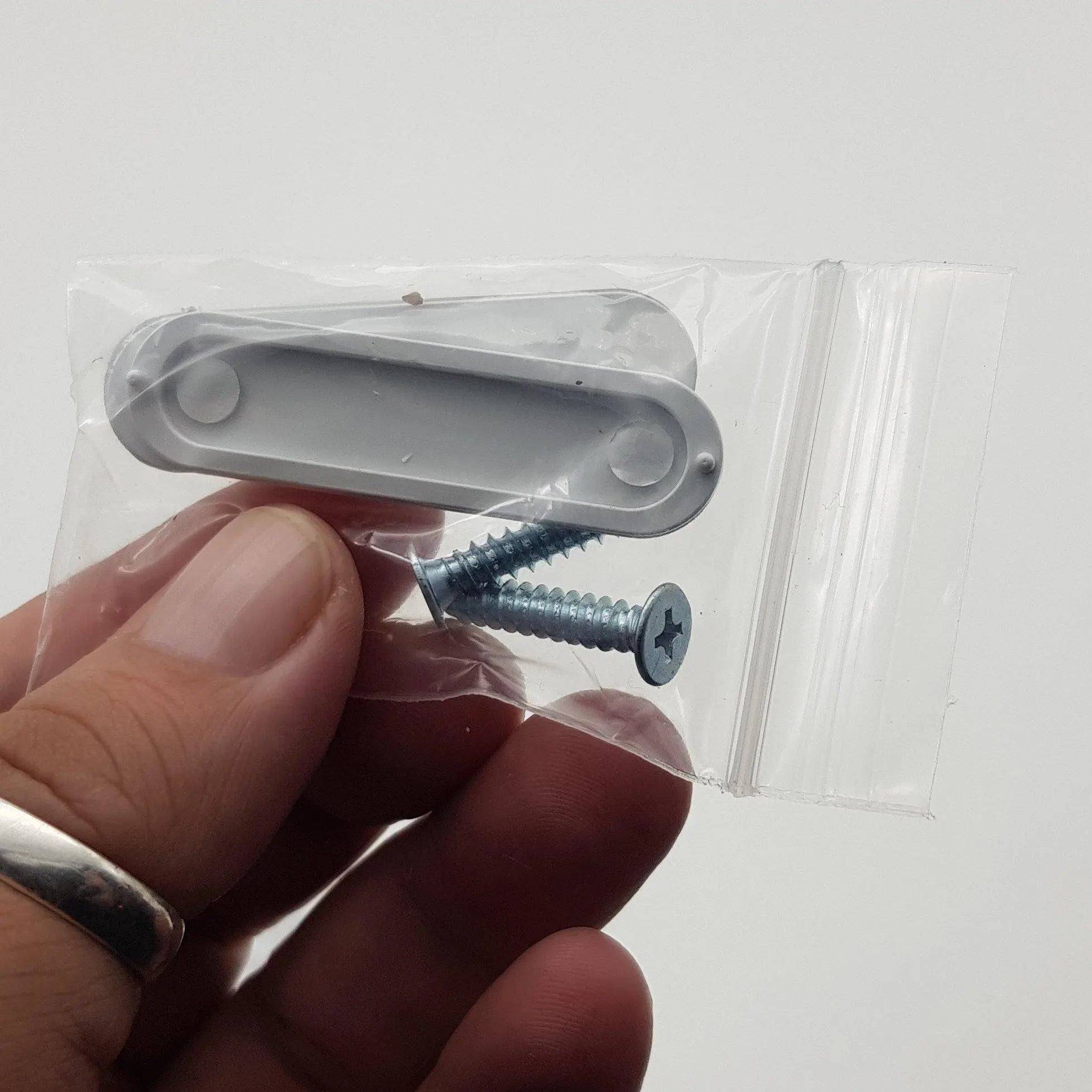 maniglia sportello frigo bianca universale 85-160 UNIVERSALE