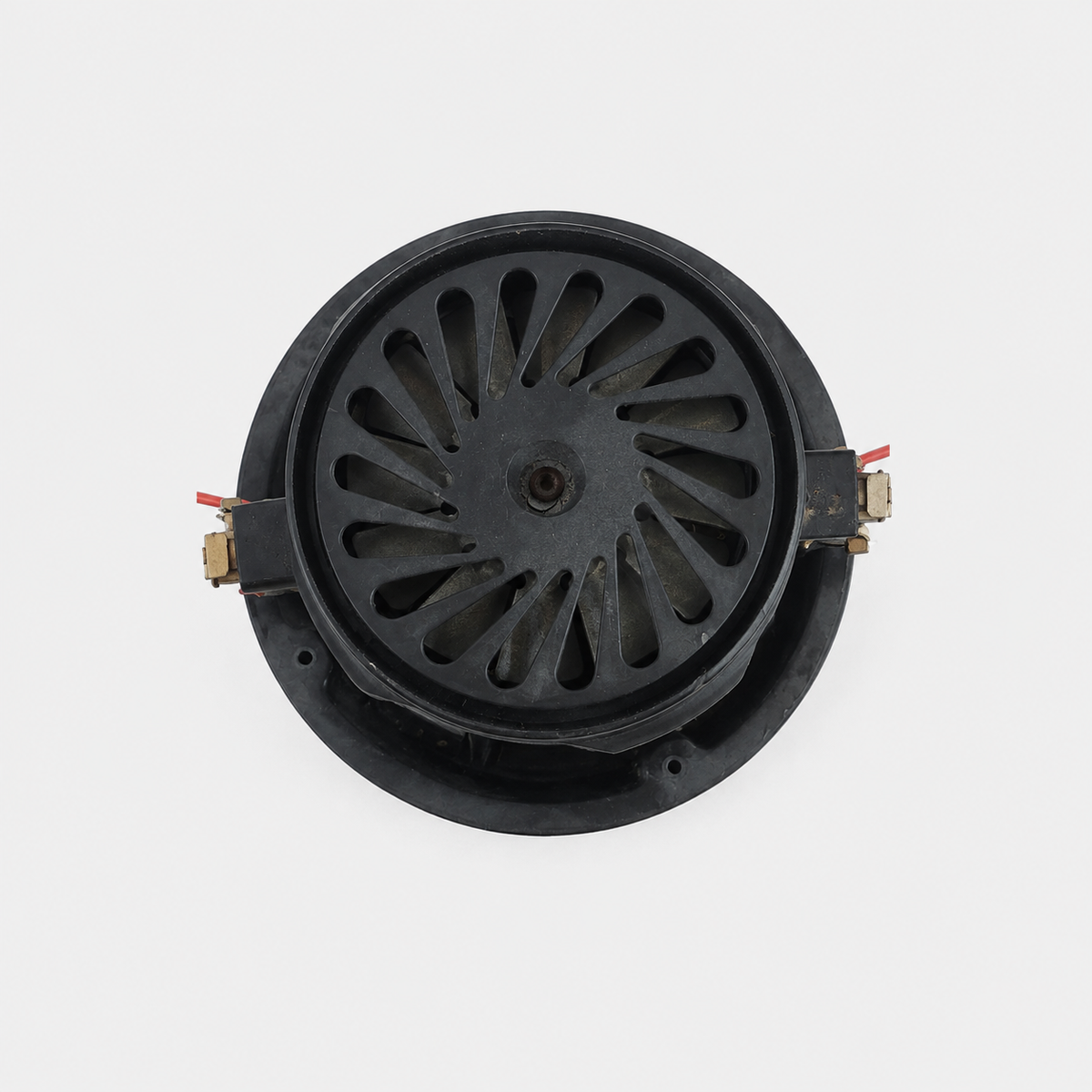Motore aspiraliquidi bistadio 1200 W – griglia superiore e fissaggi